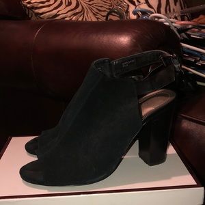 Suede sling back